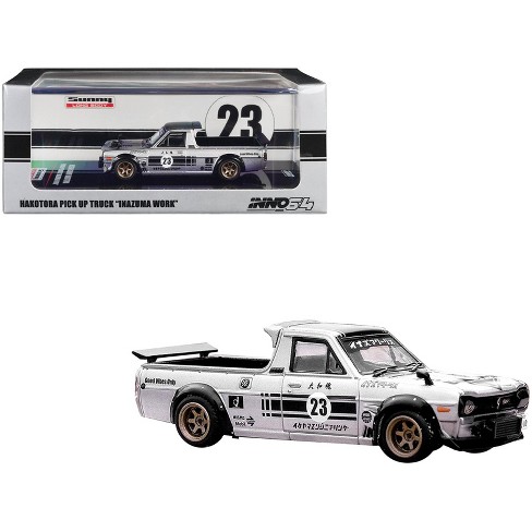 Nissan Sunny Hakotora Pickup Truck RHD (Right Hand Drive) #23 Silver Met  w/Black Graphics 1/64 Diecast Model Car by Inno Models