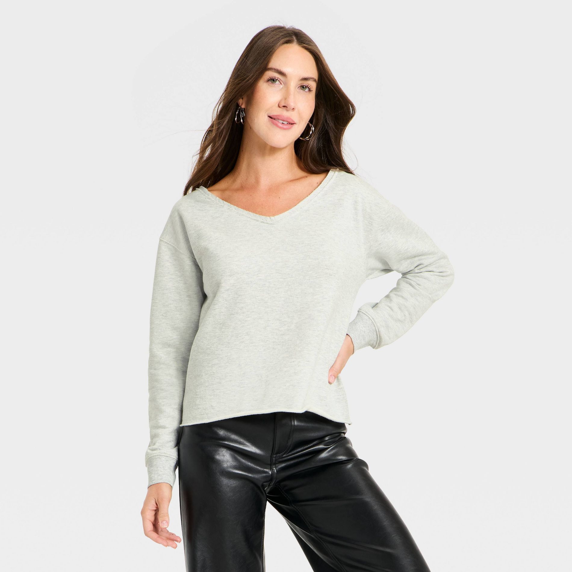 Women's Oversized Sweatshirt - Universal Thread™ Heather Gray M