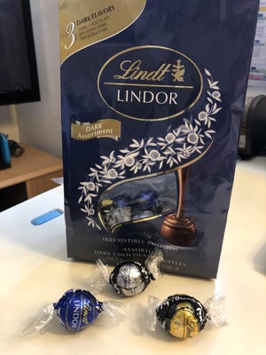 Lindt Lindor 70% Extra Dark Chocolate Candy Truffles - 6 Oz. : Target