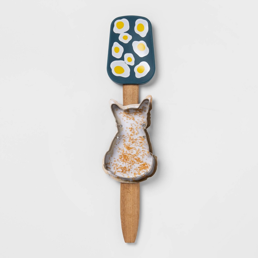 Cravings by Chrissy Teigen Spatula with Cookie Cutter