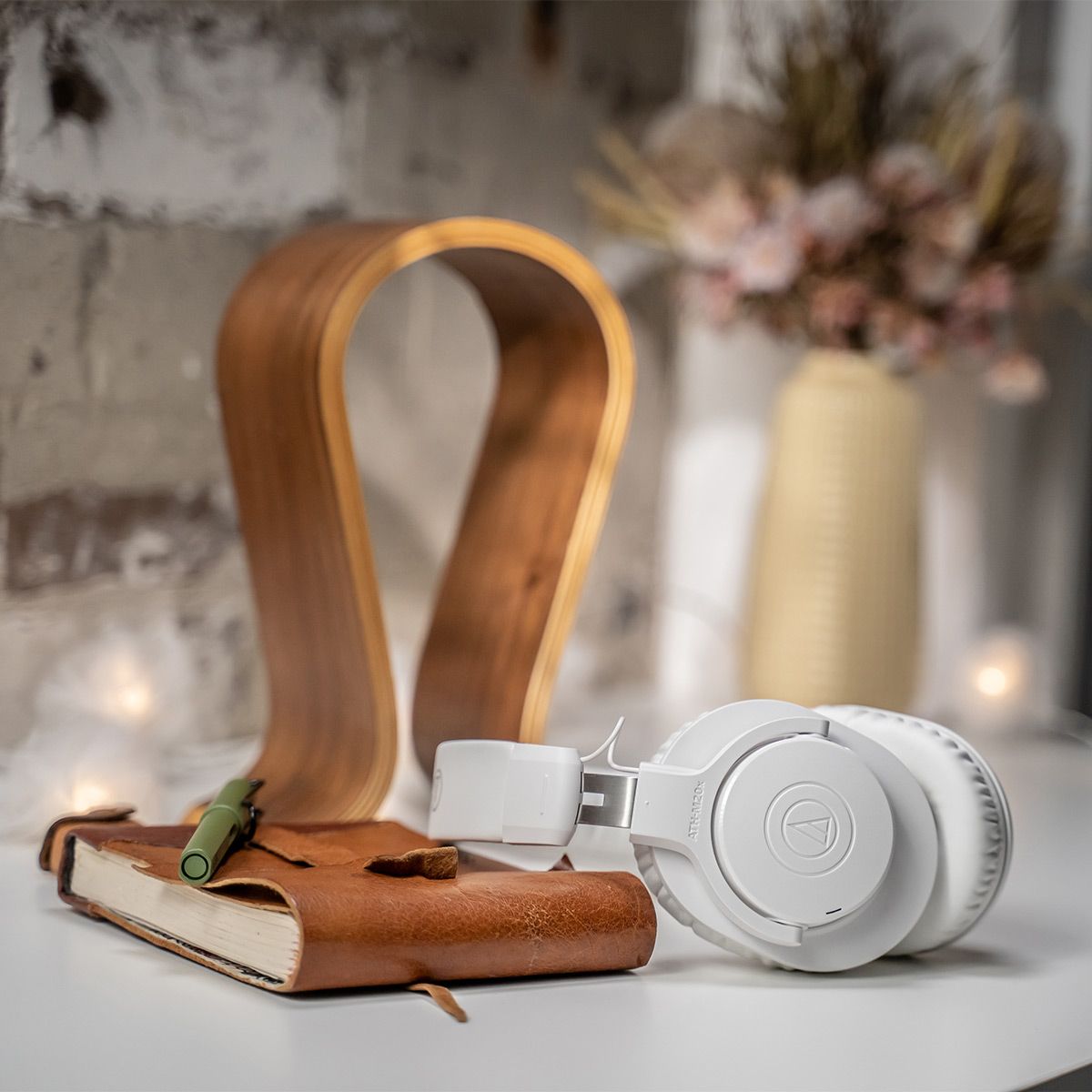 Audio-Technica ATH-M20xBT Wireless Over-Ear Headphones (White) - thumbnail 6
