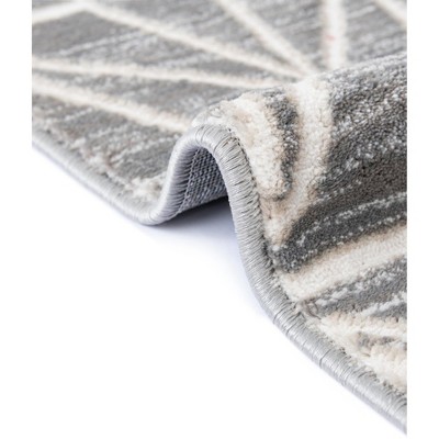 Reversible Geometric Gray Synthetic 4' x 6' Area Rug