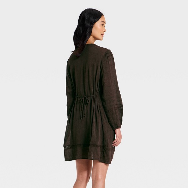 Vestido mini de manga larga con volantes para mujer - Universal Thread™ 2