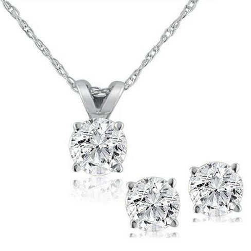 1.00 Cttw Diamond Lock Pendant