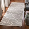 Dhurries DHU545 Hand Woven Flat Weave Indoor Rugs - Safavieh - 2 of 4
