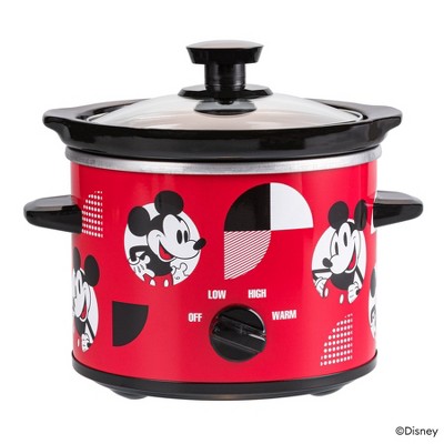 Uncanny Brands Despicable Me Minions 2-Qt Slow Cooker