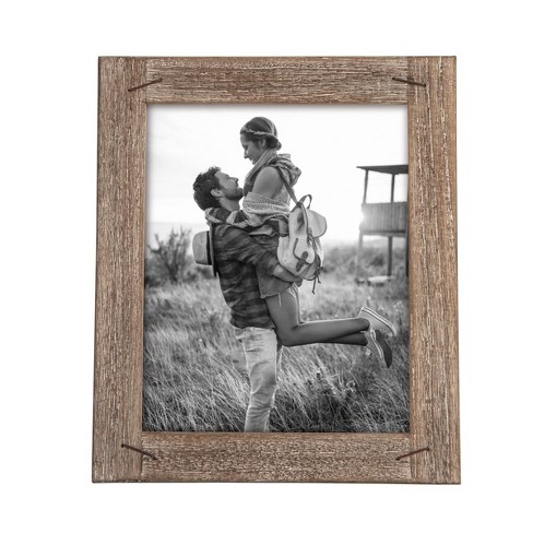 Functional 11x14 frame with 8x10 mat With Attractive Features 