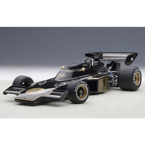 Lotus 72E 1973 Emerson Fittipaldi #1 1/18 Model Car by Autoart - image 1 of 4