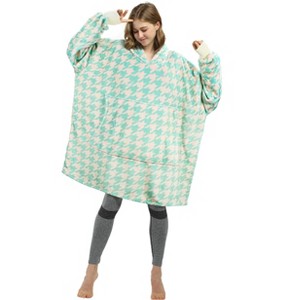Catalonia Woman Blanket Hoodie Oversized Sweatshirt, Comfy Fleece Pullover Longe Sleeve, One Size Fits All, Gift Woman Wife - 1 of 4