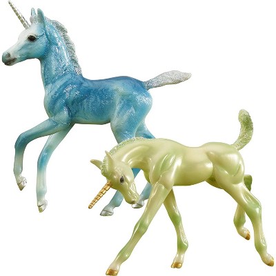 Breyer Freedom Series Zoe & Zander Unicorn Foals 1:12 Scale Model Horse Set