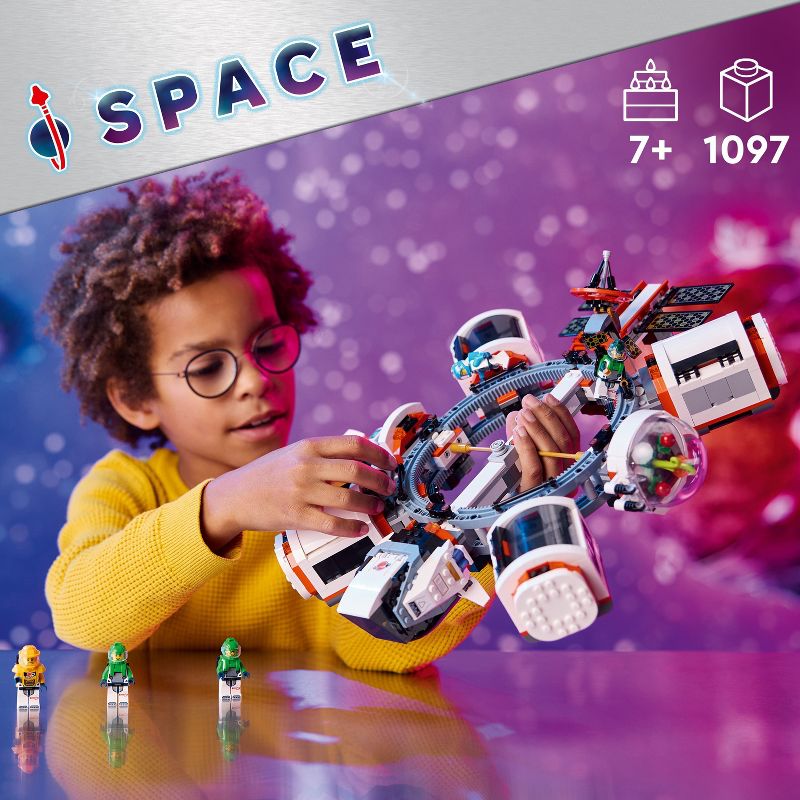 LEGO City Modular Space Station Science Toy 60433, 3 of 8