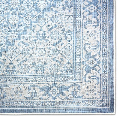 Blue and Gray Medallion Indoor/Outdoor Area Rug