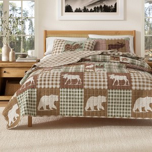 Rustic Woodland Printed Reversible Quilt Set - Great Bay Home - 1 of 4