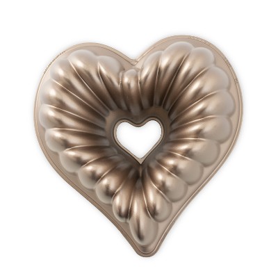 Nordic Ware Cast-Aluminum Elegant Heart Bundt Pan