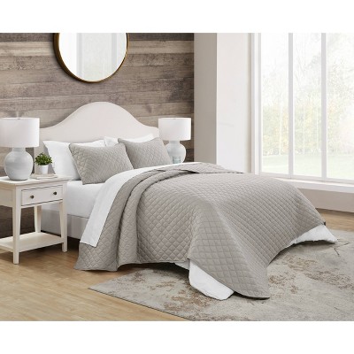 King 3pc Maxton Embossed Quilt Set Taupe - Jade + Oake