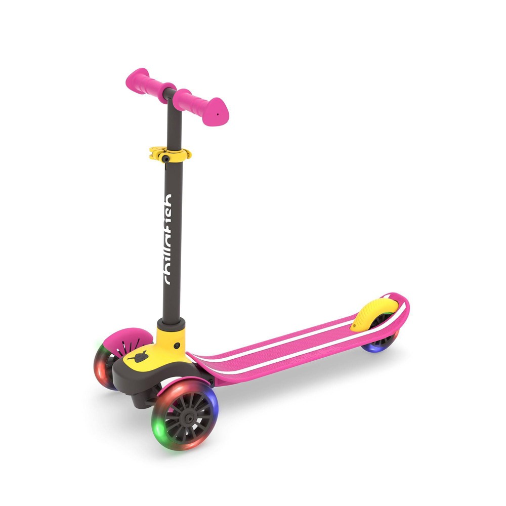 Chillafish Scotti Glow Lean to Steer Kick Scooter with Light Up Wheels - Pink