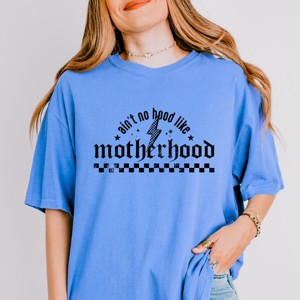 Simply Sage Market Ain't No Hood Like Motherhood Grunge Garment Dyed Tee - 1 of 4
