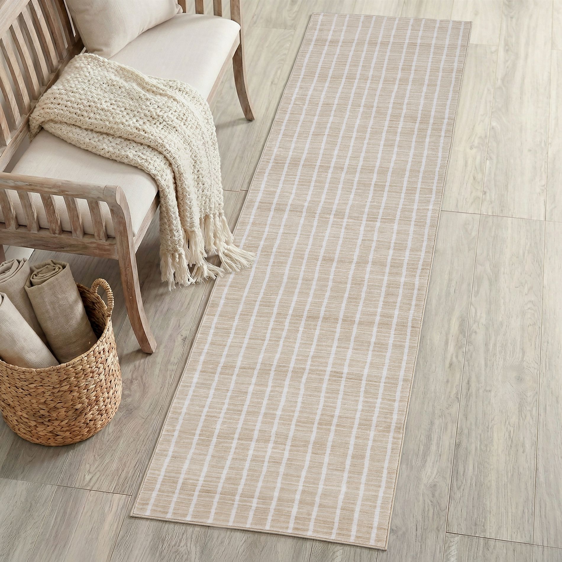 JONATHAN Y Orton Distressed Ticking Stripe Non-Slip Machine-Washable Area Rug