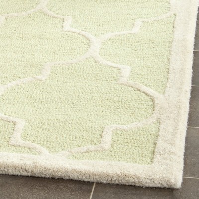 Ivory and Light Green Hand-Tufted Wool Round Rug