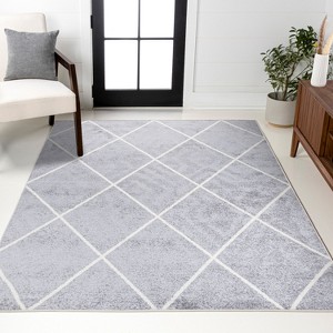 Cole Minimalist Diamond Trellis Area Rug - JONATHAN Y - 1 of 4