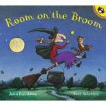 Room on the Broom ( Picture Puffins) (Reprint) (Paperback) by Julia Donaldson