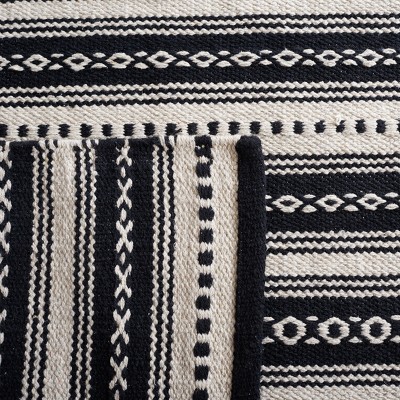 Black and Ivory 4' x 6' Handmade Cotton Area Rug
