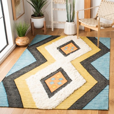 Kenya 4' x 6' Hand-Knotted Wool Rug in Black and Ivory