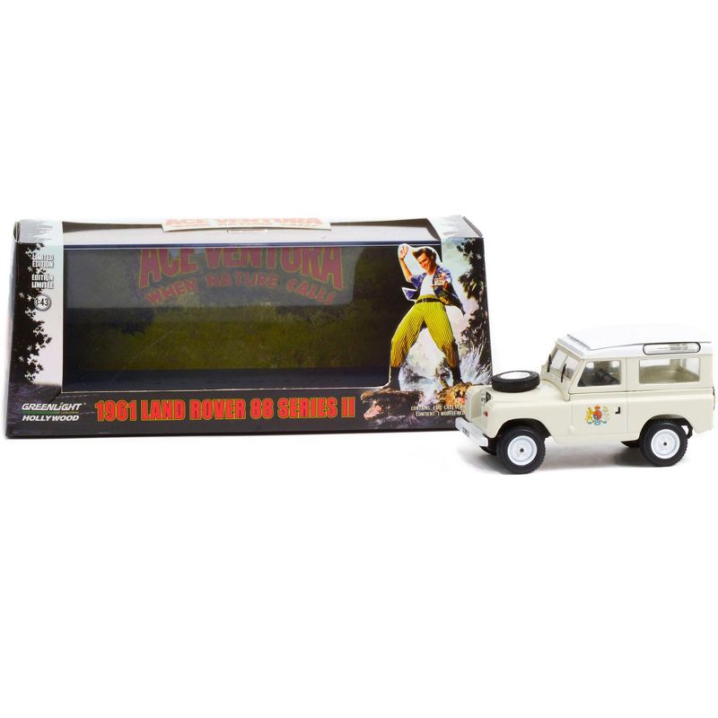 1961 Land Rover 88 Series II Station Wagon Cream "Ace Ventura 2: When Nature Calls" (1995) Movie 1/43 Diecast Car by Greenlight, 3 of 4