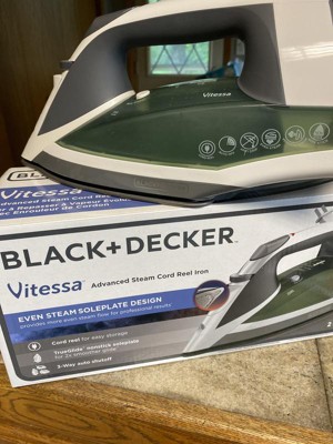 Black + Decker Vitessa Advanced Steam Iron with Dual-Position Cord, Red,  IR2050 & Reviews