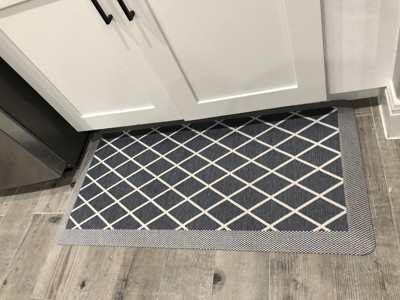 Martha Stewart Miles Modern Diamond Anti-Fatigue Air-Infused Kitchen Mat, Mint Green, 19.6x32