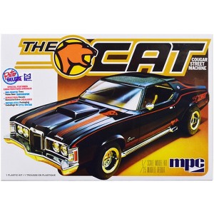Skill 2 Model Kit 1973 Mercury Cougar "The Cat" 1/25 Scale Model by MPC - 1 of 4
