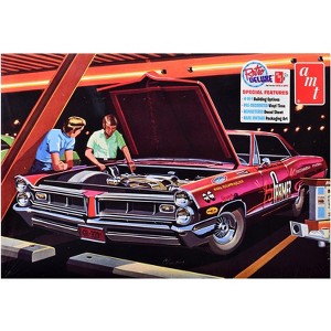 Skill 2 Model Kit of 1965 Pontiac Grand Prix Show 'N' Go 1/25