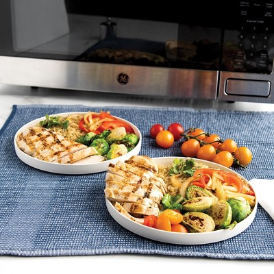 White 8-Inch Round Microwave-Safe Lunch Plates, Set of 2