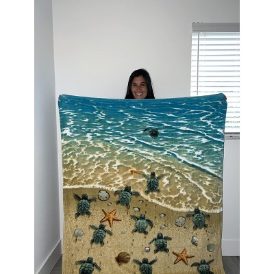 Turtle Beach 50" x 60" Multicolor Fleece Throw Blanket