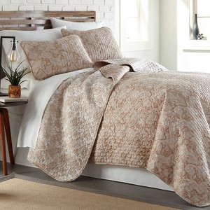 FIONECA Paisley Pattern Reversible Quilt Set Polyester Microfiber Bedding For Master Suite Guest Bedrooms Machine Washable Coordinating Ensemble - 1 of 4