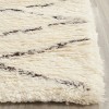 Casablanca CSB847 Hand Tufted Indoor Rug - Safavieh - 3 of 3