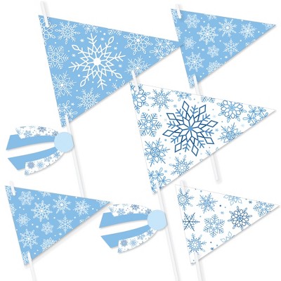Big Dot of Happiness Blue Snowflakes - Triangle Winter Holiday Party Photo Props - Pennant Flag Centerpieces - Set of 20