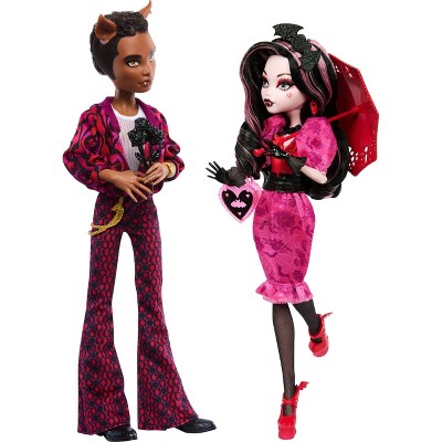 Monster High Draculaura and Clawd Wolf Collectible Dolls, Howliday Love Edition Two-Pack