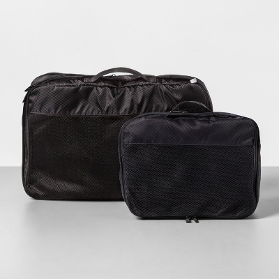 black packing cubes