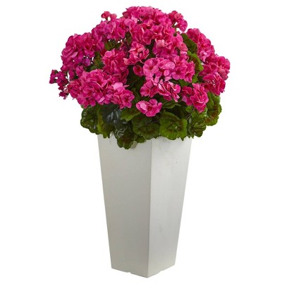 27-Inch White Plastic Potted Cranesbill Arrangement