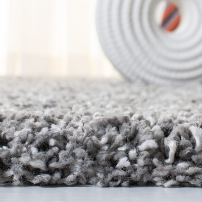 Luxurious Gray Synthetic Round Shag Rug, Easy Care, 59 in Diameter