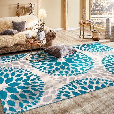 Blossom Bliss 39" Blue Floral Synthetic Easy-Care Area Rug