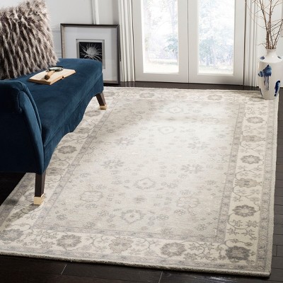Ivory and Silver Hand-Tufted Wool Area Rug 4' x 6'
