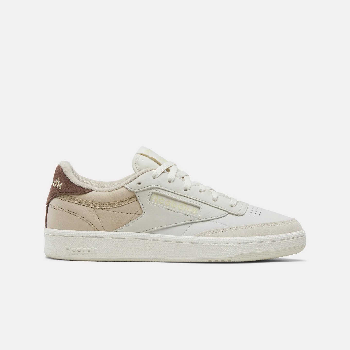 Женские кроссовки Reebok Club C 85 Shoes Size 5 Linen/Chalk/Elevated Beige/Vintage Chalk, цвет: Бежевый — фото 1