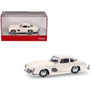 Mercedes-Benz 300 SL Gullwing White with Red Interior 1/87 (HO) Plastic Model Car by Promotex - 1 of 3