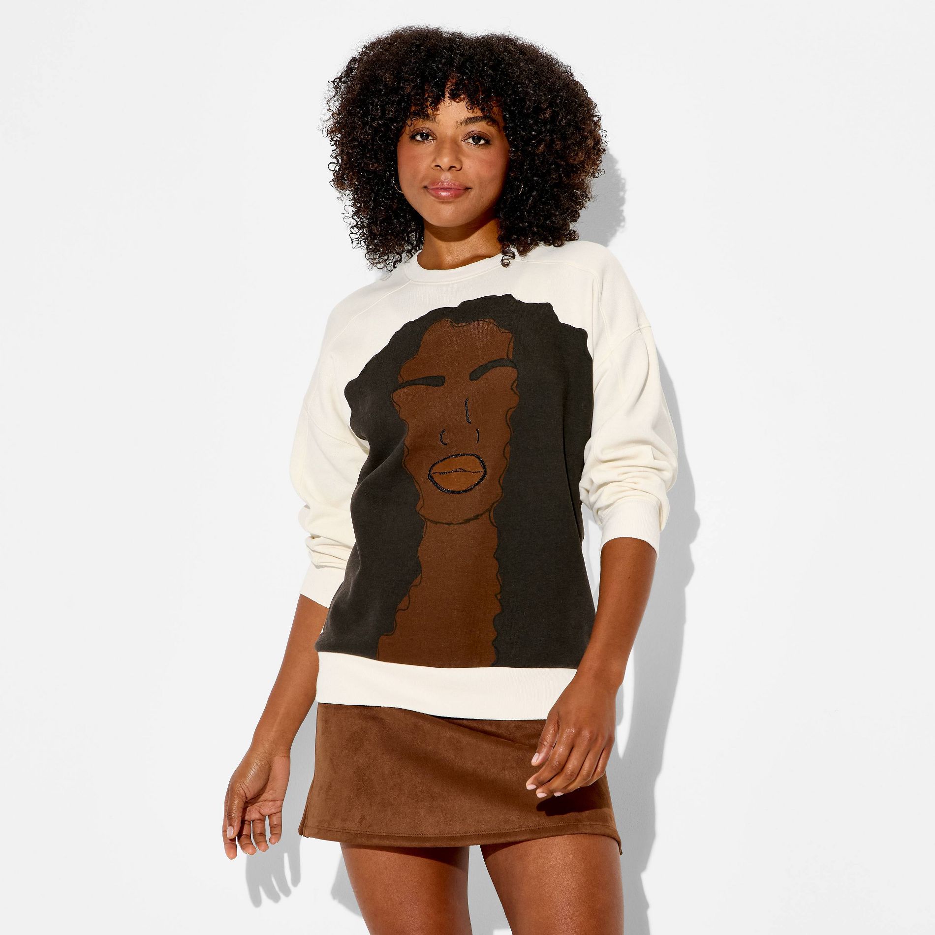 Women's Beautiful Face Graphic Pullover Sweatshirt - Cream