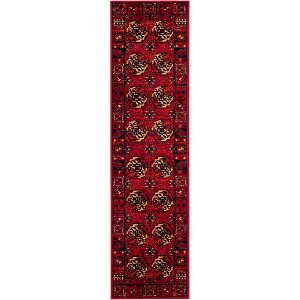 Vintage Hamadan VTH212 Power Loomed Indoor Rugs - Safavieh - 1 of 4