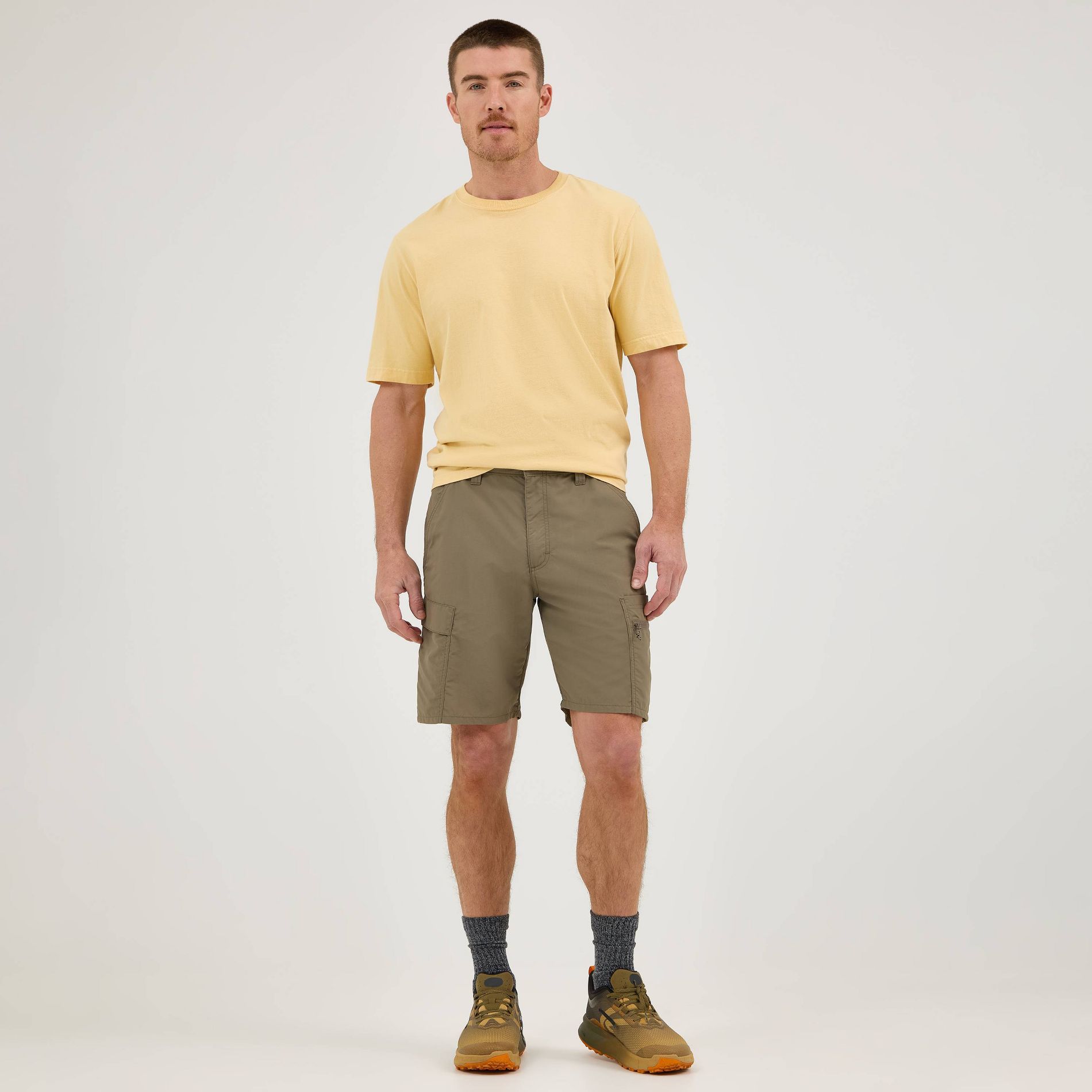 Wrangler Men's 9" Performance E-waist Cargo Shorts - Brown 30