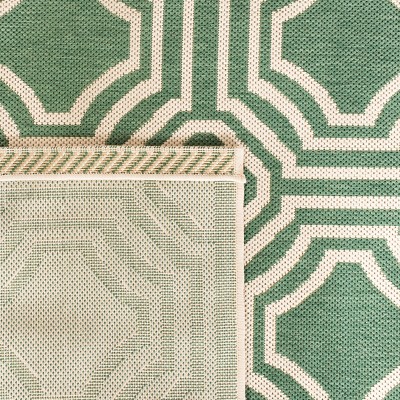 Green Geometric Low Pile Indoor/Outdoor Area Rug