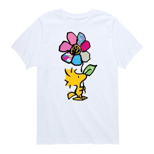 Boys' - Peanuts - Woodstock With Flower And Pattern Short Sleeve Graphic T-Shirt - 1 of 4